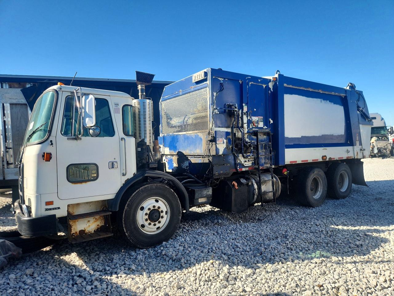2012 AUTOCAR LLC ALL OTHE REFUSE TRUCK | 5VCACR8F8CH214252 | UPCARS