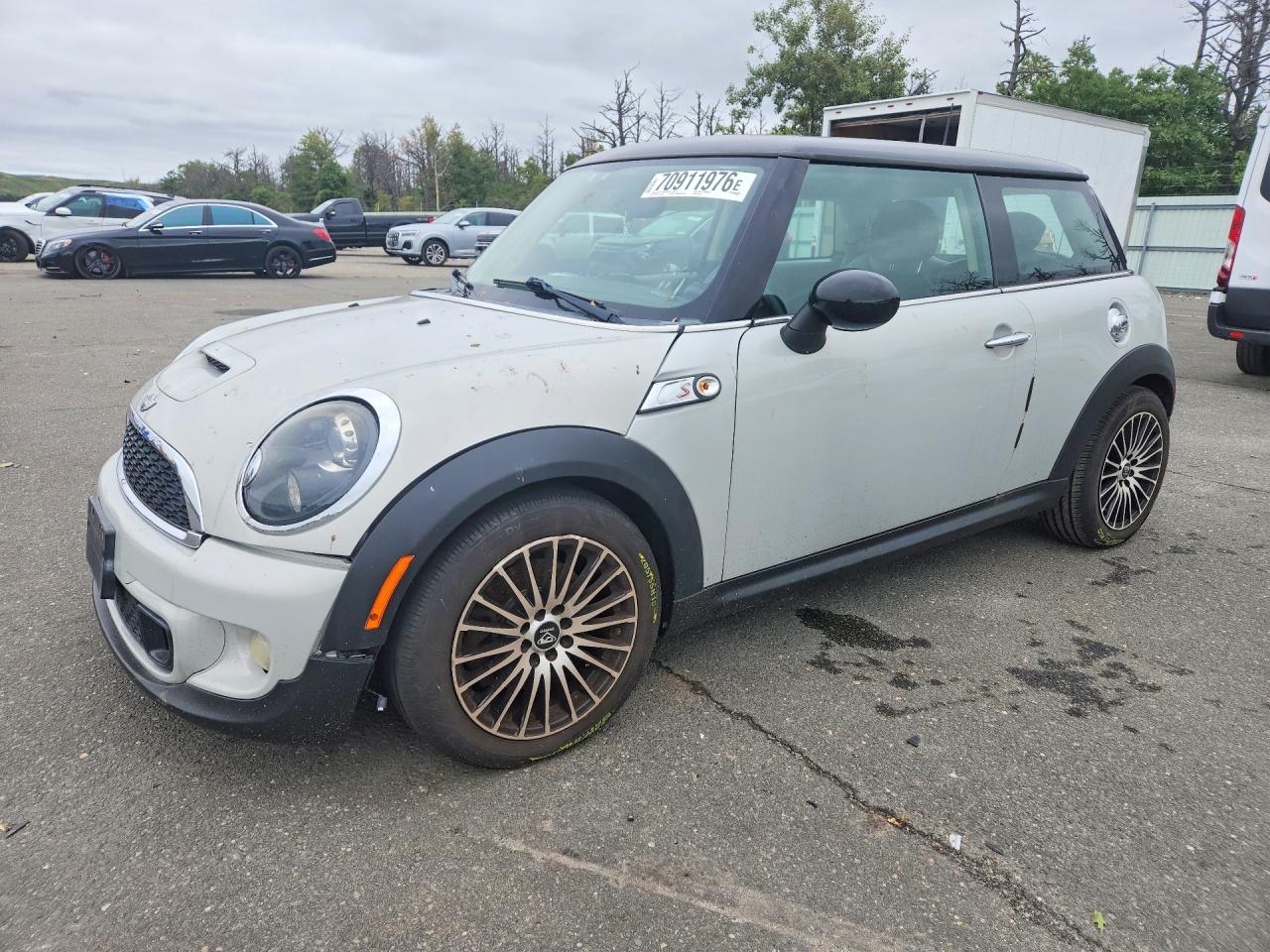 2012 MINI COOPER S | WMWSV3C56CTY19744 | UPCARS