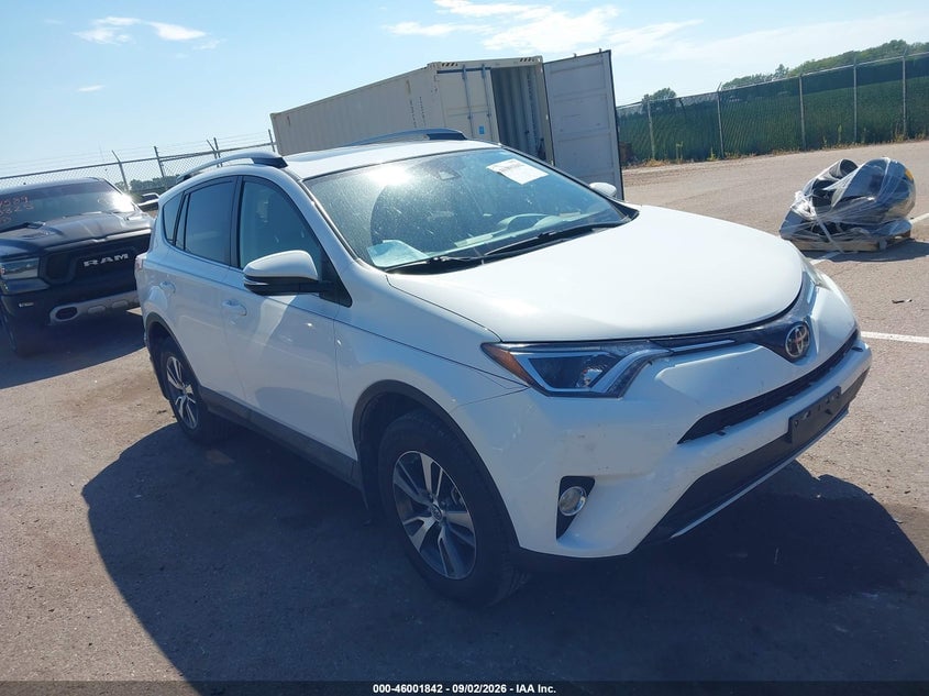 2017 TOYOTA RAV4 XLE | JTMRFREV8HJ117359 | UPCARS