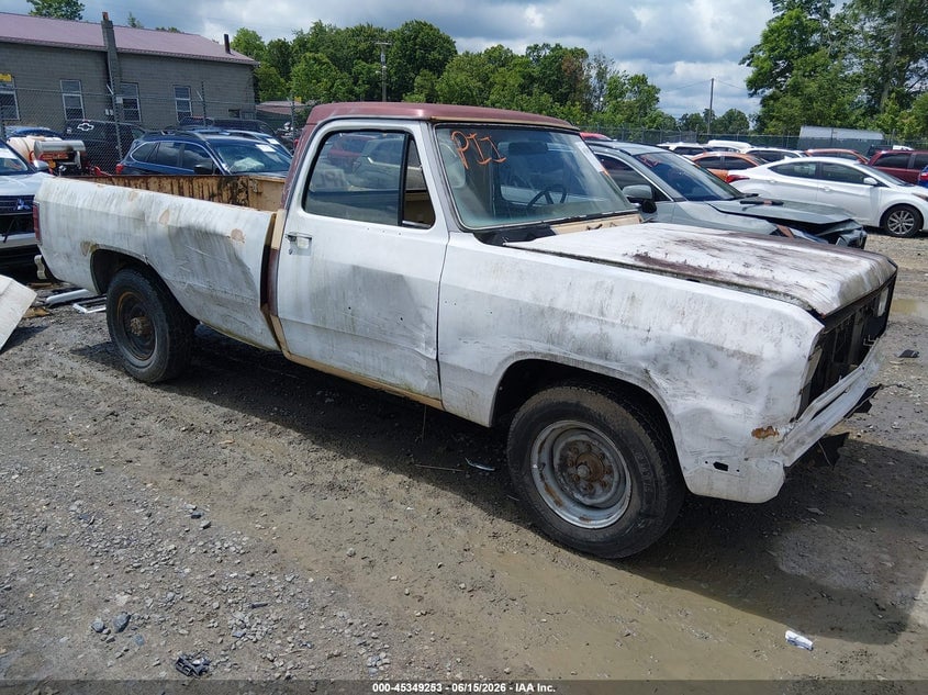 1982 DODGE D-SERIES D300/D350 | 1B7KD34T2CS257740 | UPCARS