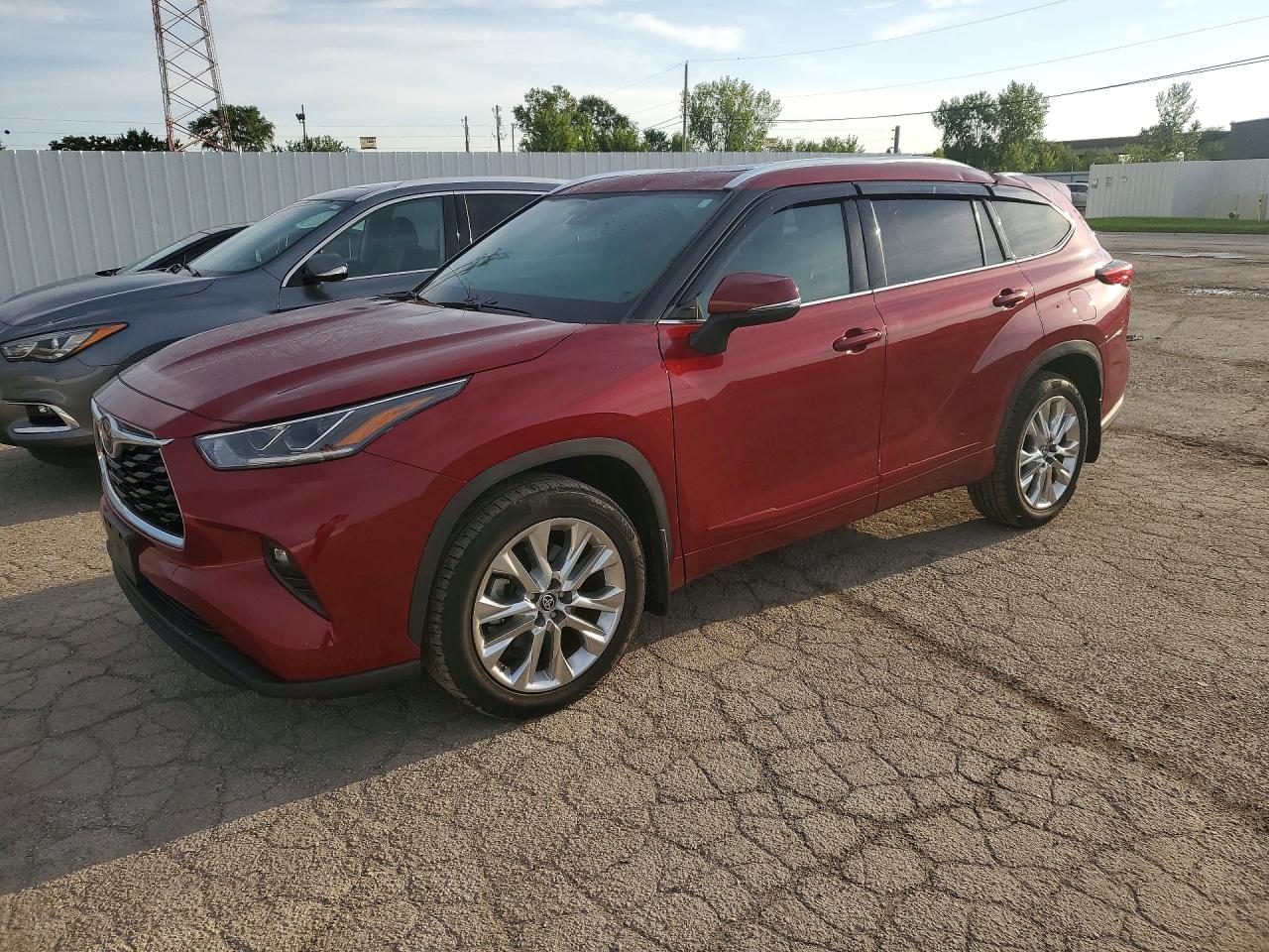 2021 TOYOTA HIGHLANDER LIMITED | 5TDDZRBH7MS081807 | UPCARS