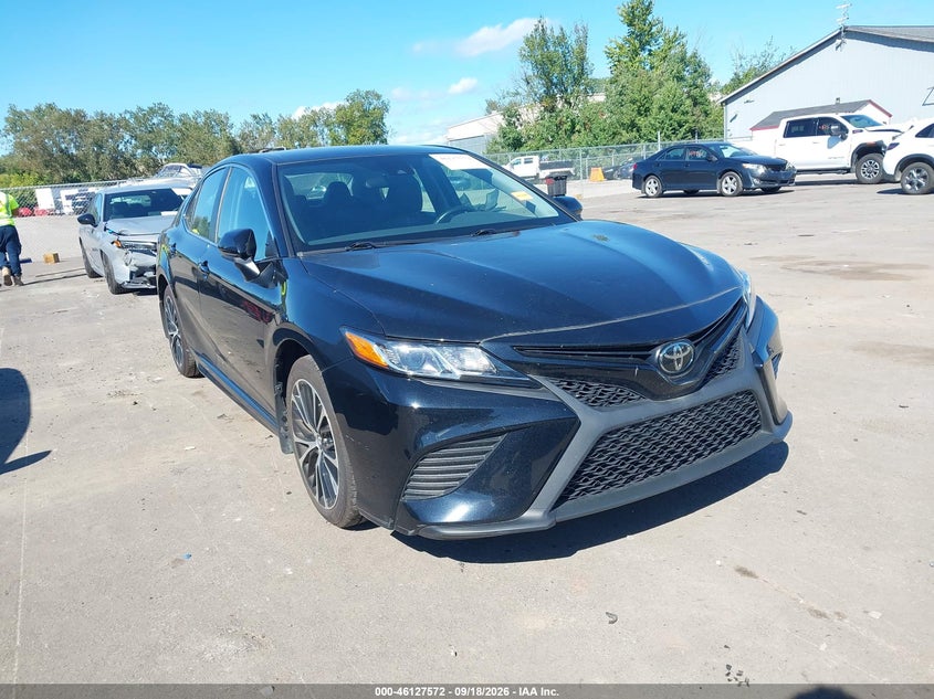 2019 TOYOTA CAMRY SE | 4T1B11HK2KU264295 | UPCARS