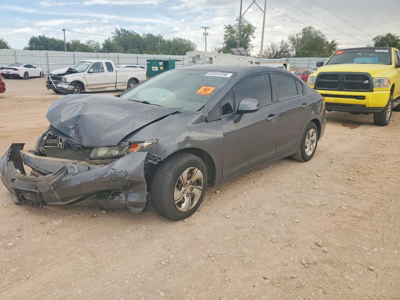 2013 HONDA CIVIC LX | 2HGFB2F54DH571660 | UPCARS