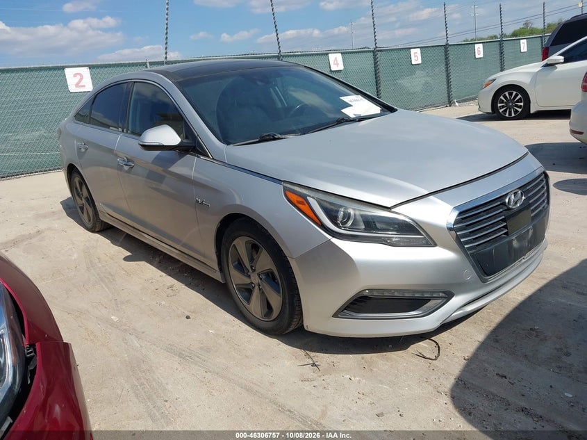 2016 HYUNDAI SONATA HYBRID LIMITED | KMHE34L11GA027989 | UPCARS