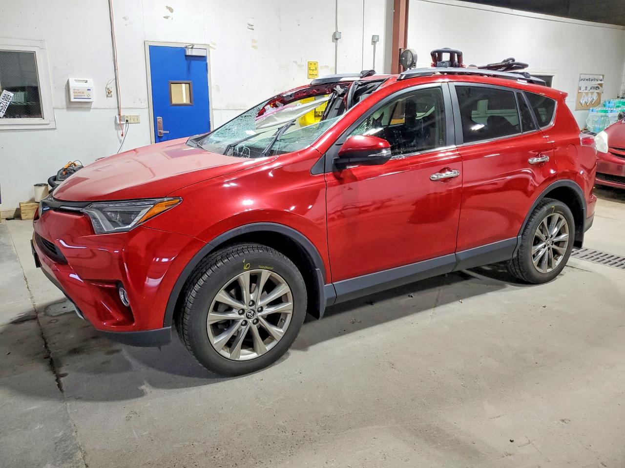 2017 TOYOTA RAV4 LIMITED | JTMDFREV5HJ168845 | UPCARS