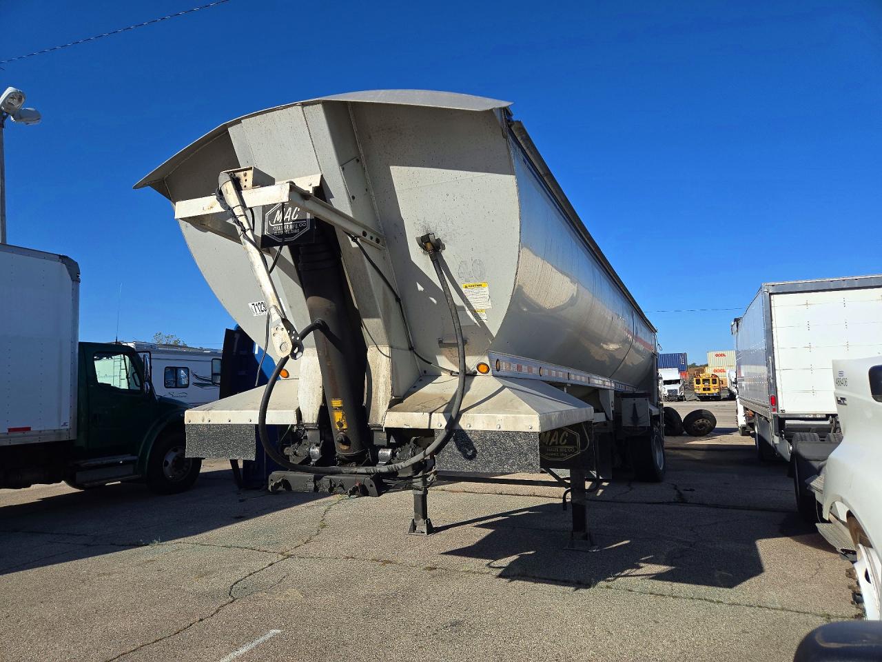 2006 MAC UNKNOWN END DUMP TRAILER | 5MADN34246C011938 | UPCARS