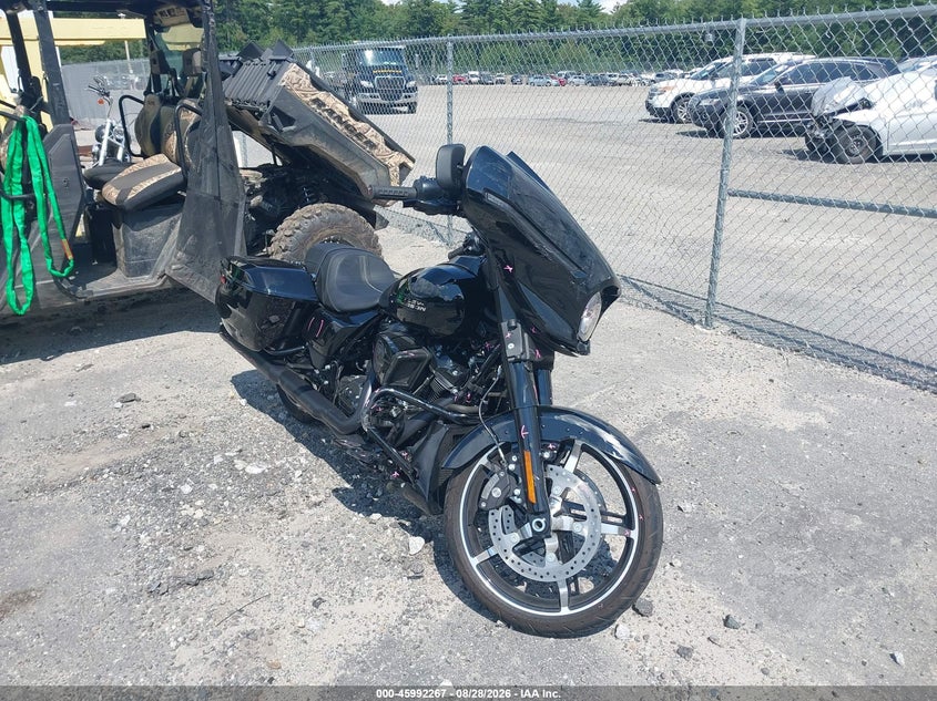 2025 HARLEY-DAVIDSON FLHX | 1HD1KB718SB609657 | UPCARS