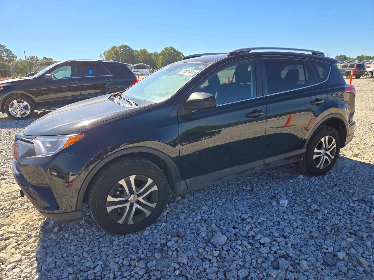 2018 TOYOTA RAV4 LE | 2T3ZFREV9JW497917 | UPCARS