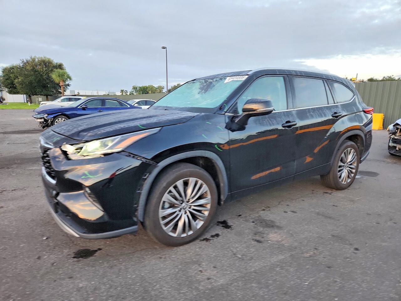 2021 TOYOTA HIGHLANDER PLATINUM | 5TDFZRAH7MS084460 | UPCARS