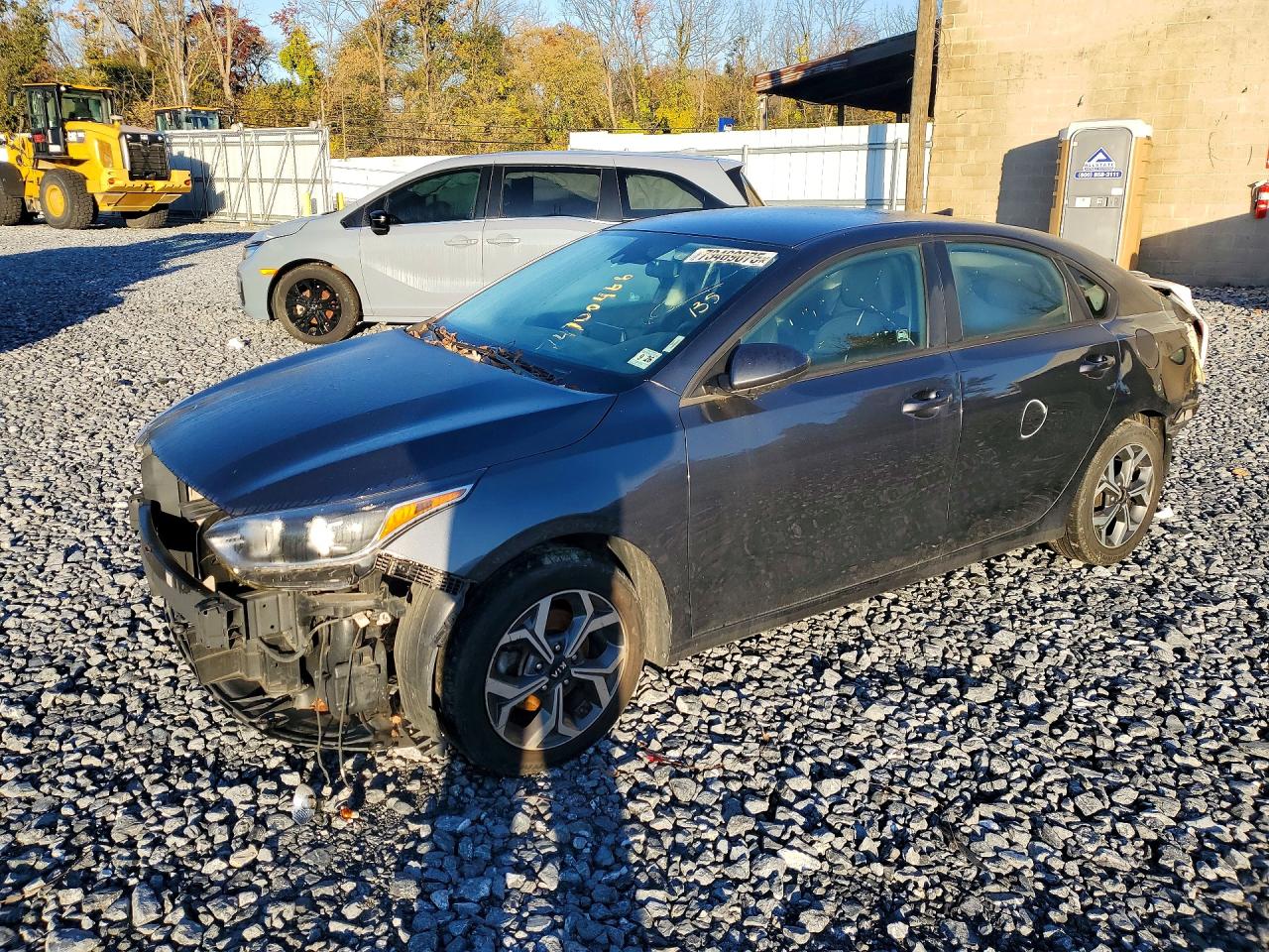 2021 KIA FORTE LXS | 3KPF24AD7ME305232 | UPCARS