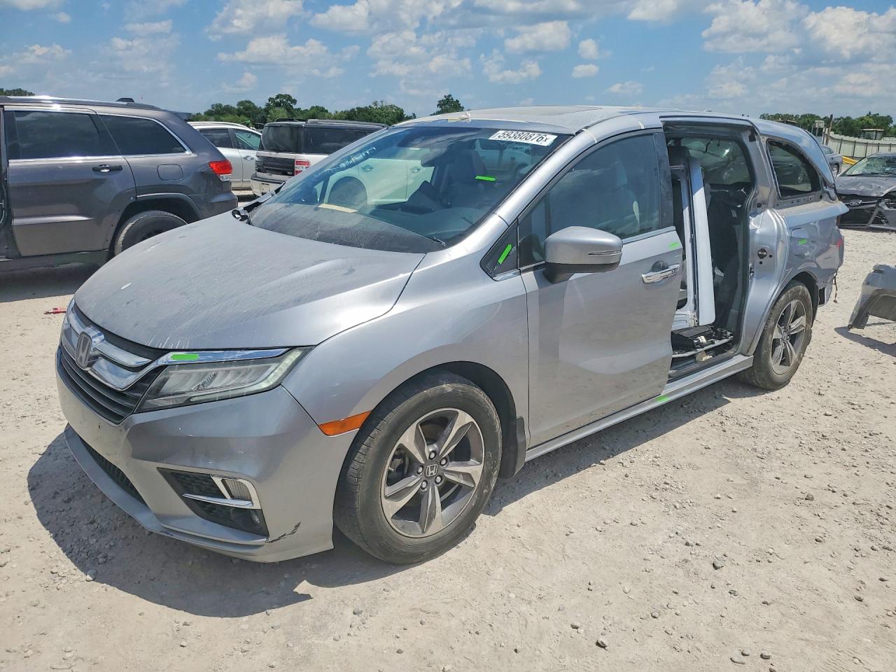 2018 HONDA ODYSSEY TOURING | 5FNRL6H88JB049669 | UPCARS
