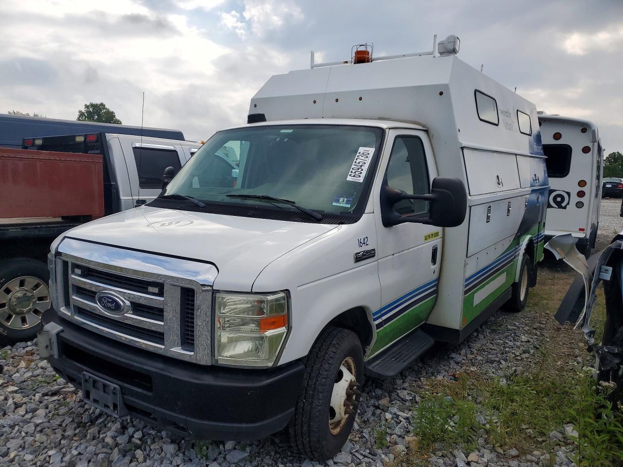 2016 FORD ECONOLIN E450 SUPER DUTY CUTAWAY VAN | 1FDXE4FS3GDC55546 | UPCARS