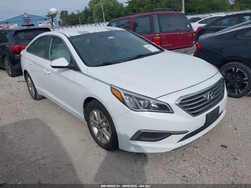 2016 HYUNDAI SONATA SE | 5NPE24AF0GH291705 | UPCARS