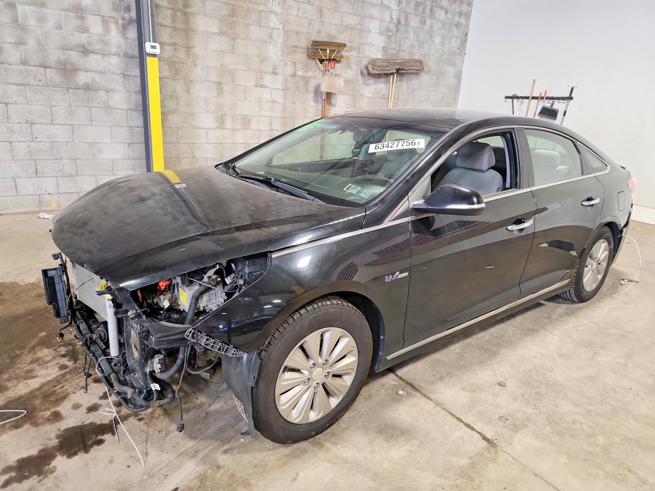 2016 HYUNDAI SONATA SE | KMHE24L10GA035990 | UPCARS