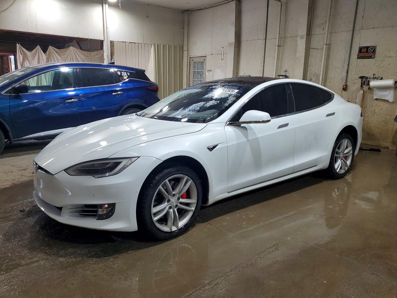 2018 TESLA MODEL S | 5YJSA1E49JF243056 | UPCARS