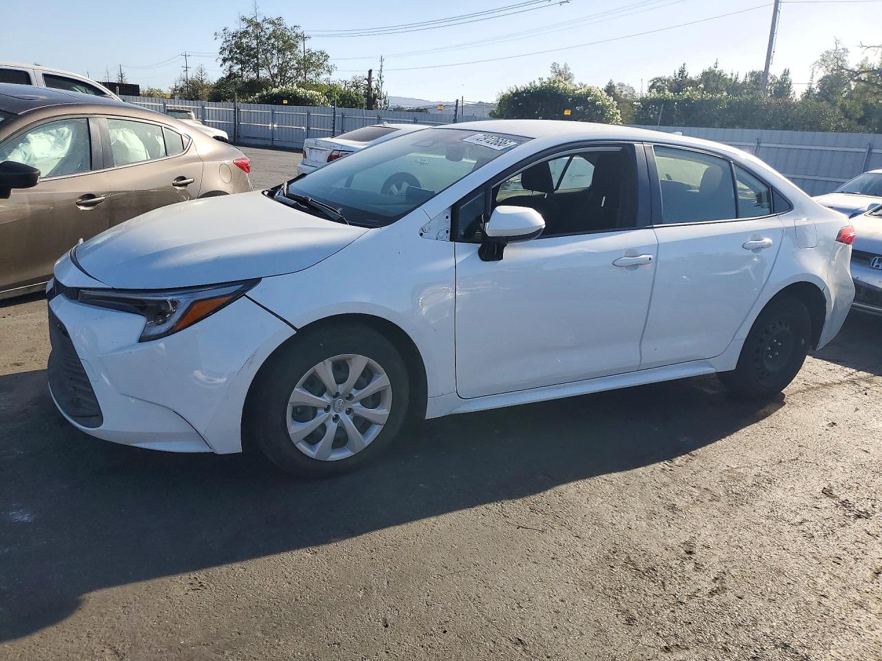 2025 TOYOTA COROLLA LE | JTDBCMFE6S3069402 | UPCARS