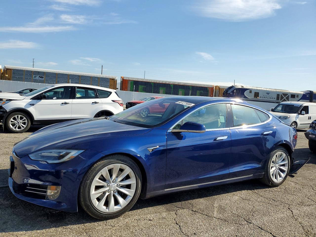 2018 TESLA MODEL S | 5YJSA1E23JF281414 | UPCARS