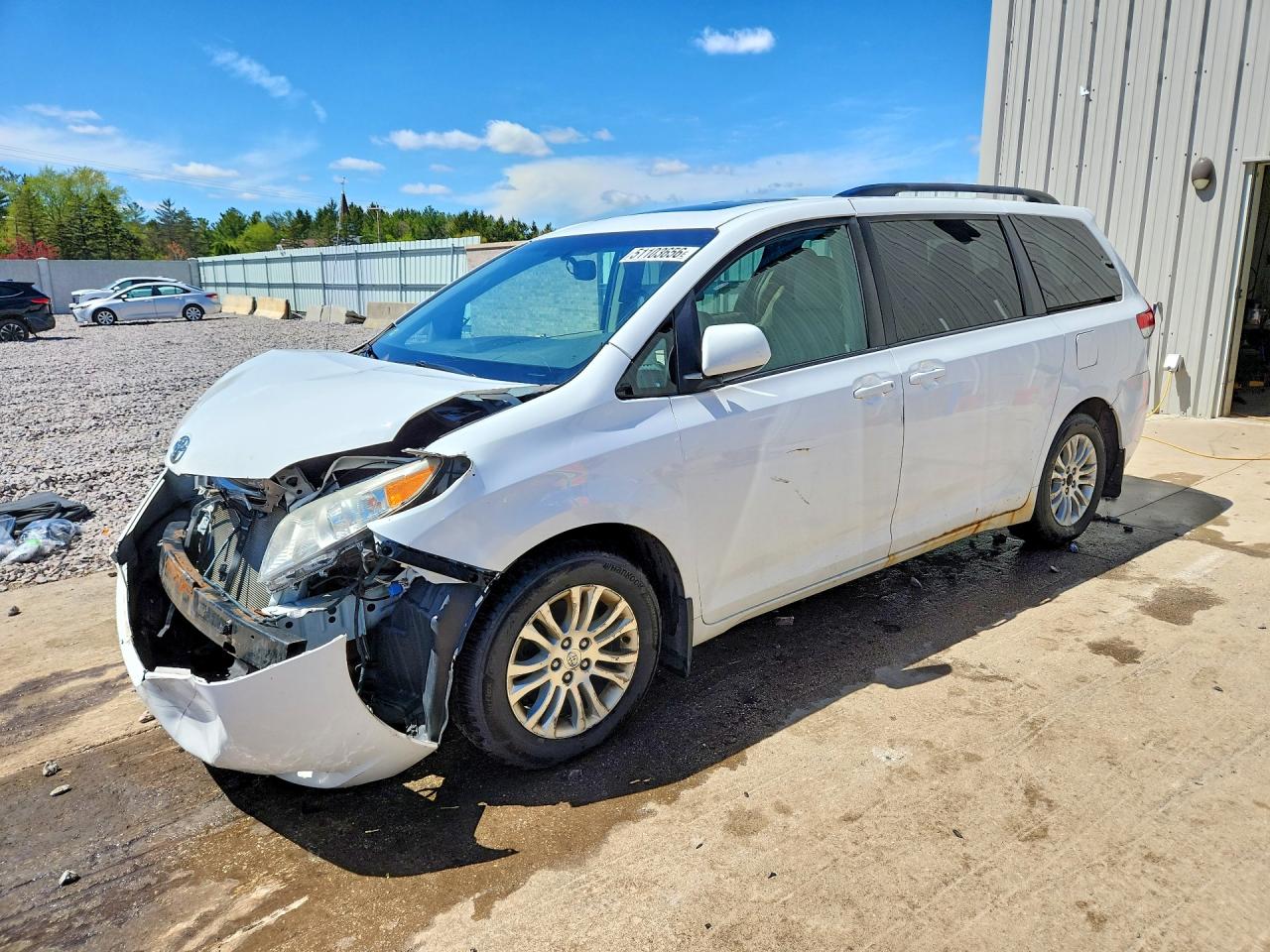 2013 TOYOTA SIENNA XLE 8-PASSENGER | 5TDYK3DC3DS377623 | UPCARS