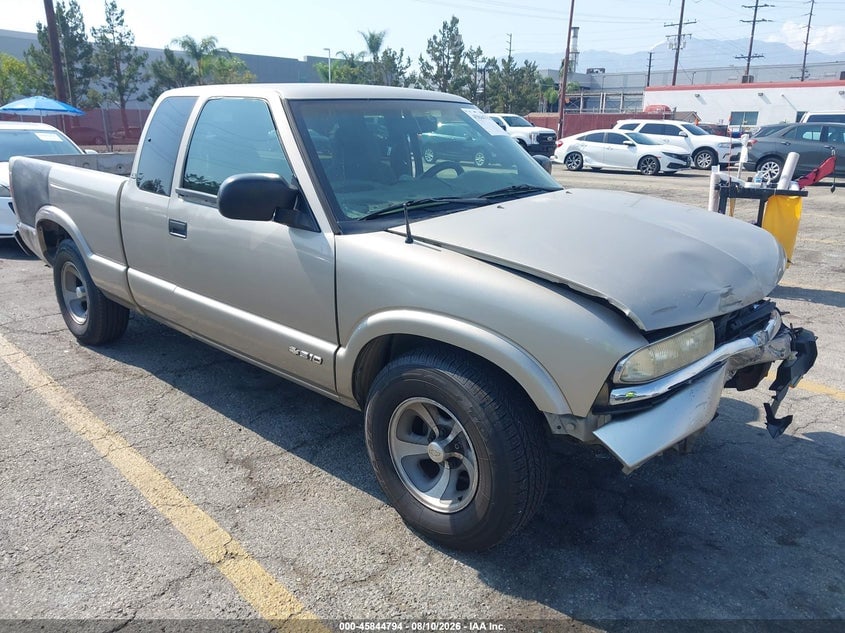 2000 CHEVROLET S-10 LS | 1GCCS1947YK127671 | UPCARS