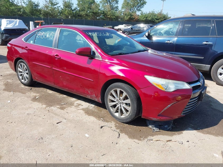 2016 TOYOTA CAMRY XLE | 4T1BF1FK2GU561403 | UPCARS