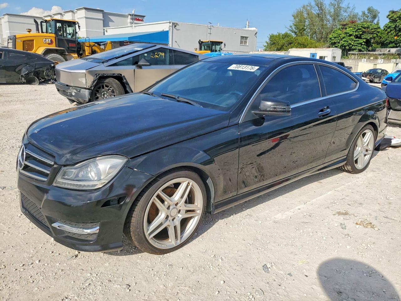 2013 MERCEDES-BENZ C-CLASS 250 | WDDGJ4HBXDG069127 | UPCARS