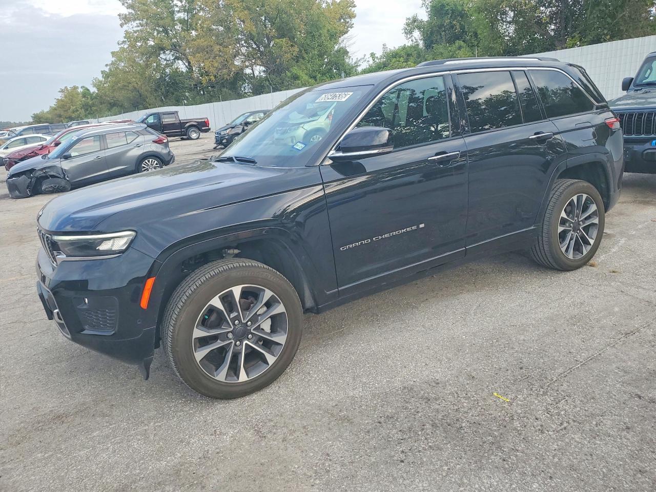 2023 JEEP CHEROKEE OVERLAND | 1C4RJHDG5PC506510 | UPCARS