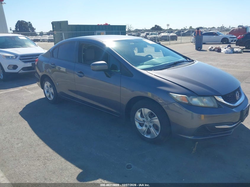 2014 HONDA CIVIC LX | 19XFB2F56EE079594 | UPCARS
