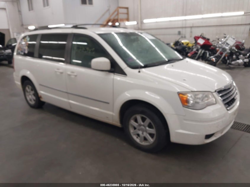 2010 CHRYSLER TOWN & COUNTRY TOURING | 2A4RR5D1XAR347768 | UPCARS