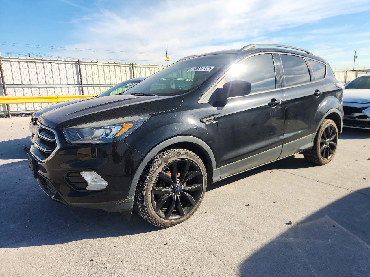 2017 FORD ESCAPE SE | 1FMCU0GD3HUB08123 | UPCARS