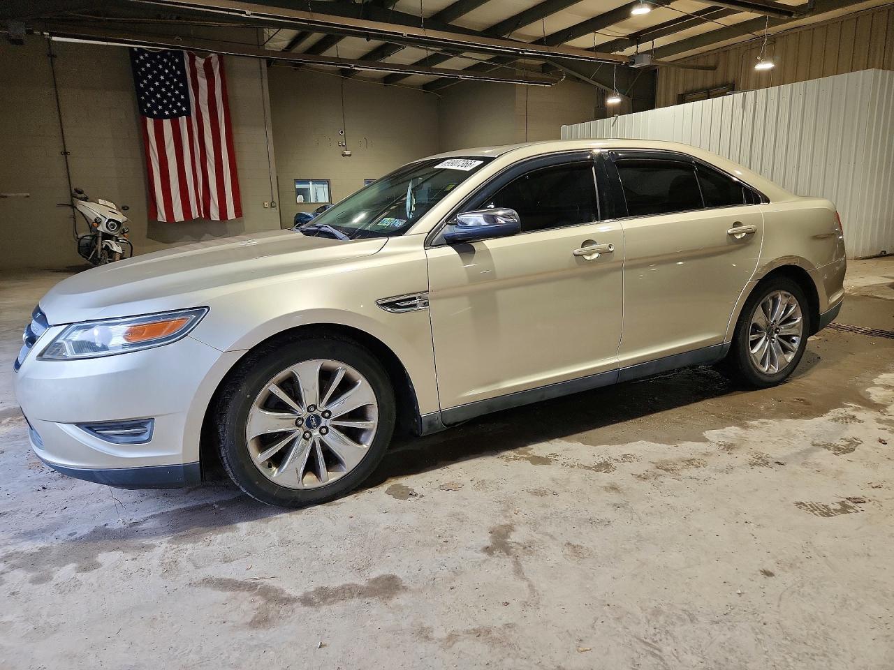 2010 FORD TAURUS LIMITED | 1FAHP2JW7AG155124 | UPCARS