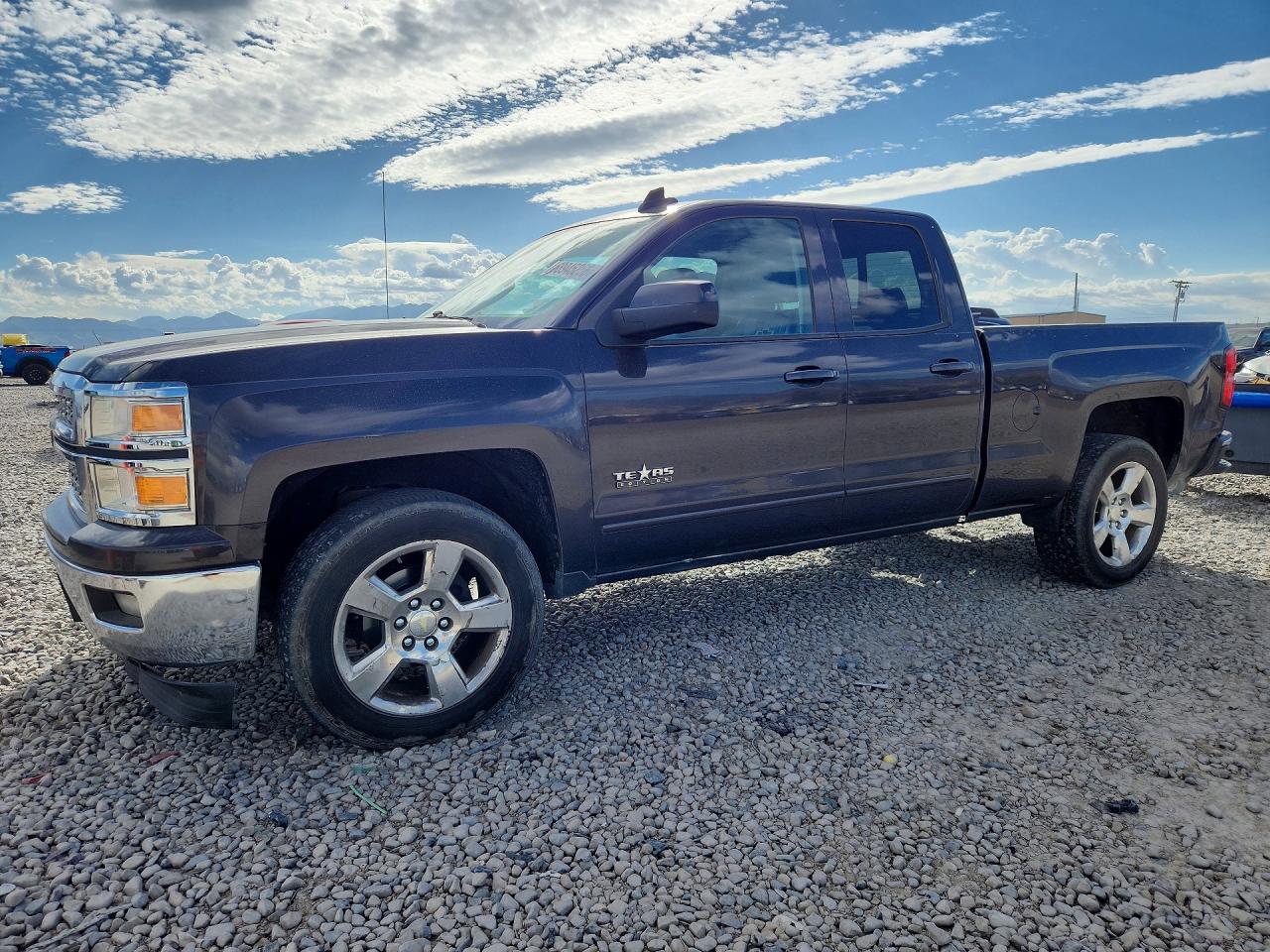 2015 CHEVROLET SILVERADO C1500 LT | 1GCRCREC9FZ262867 | UPCARS