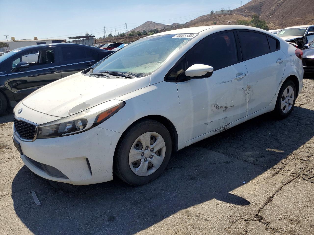 2017 KIA FORTE LX | 3KPFK4A78HE091223 | UPCARS
