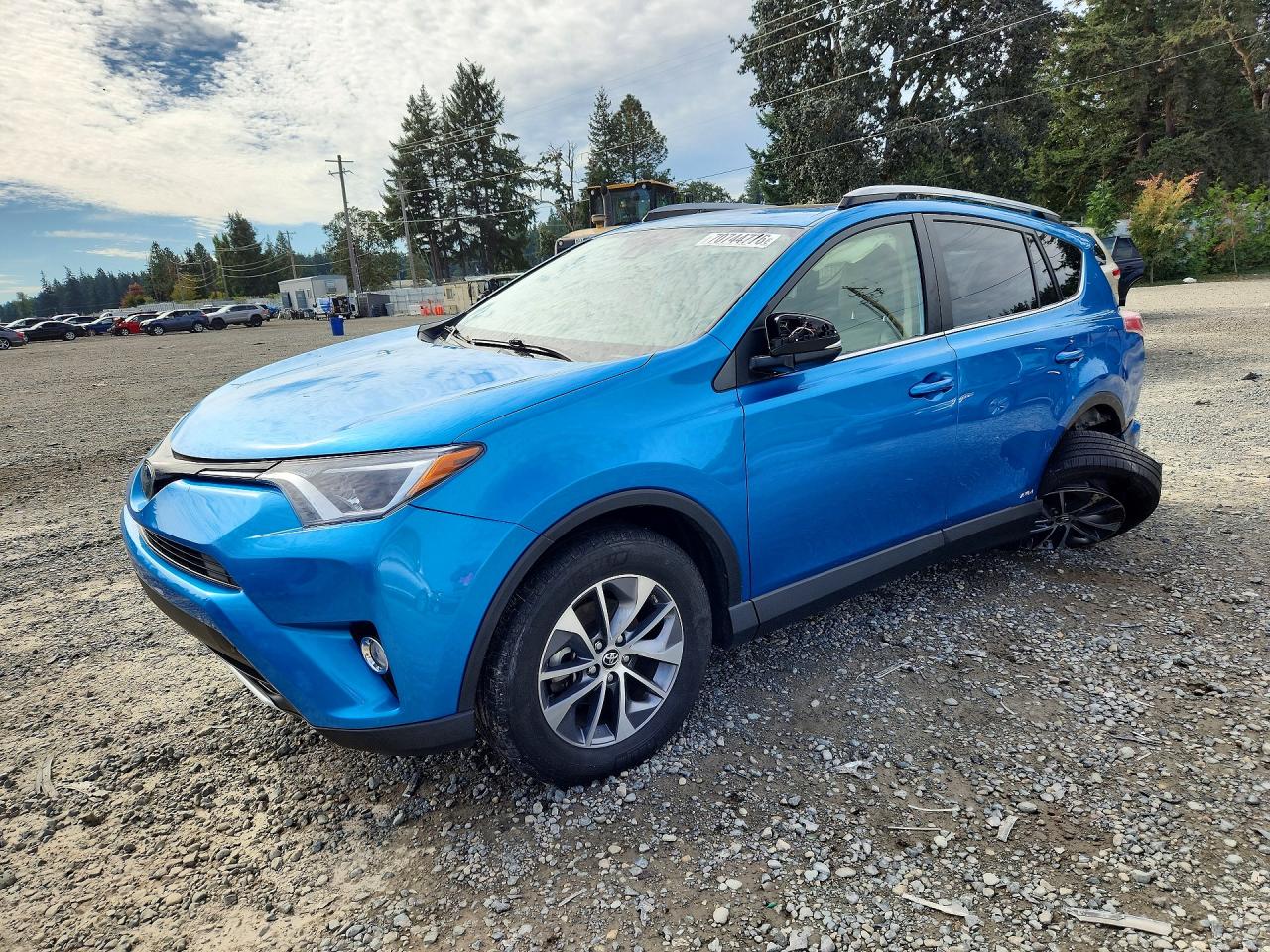 2017 TOYOTA RAV4 XLE | JTMRJREV1HD141130 | UPCARS