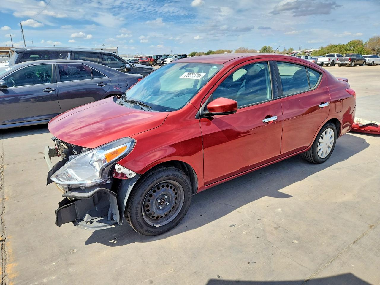 2018 NISSAN VERSA SV | 3N1CN7AP3JL884882 | UPCARS