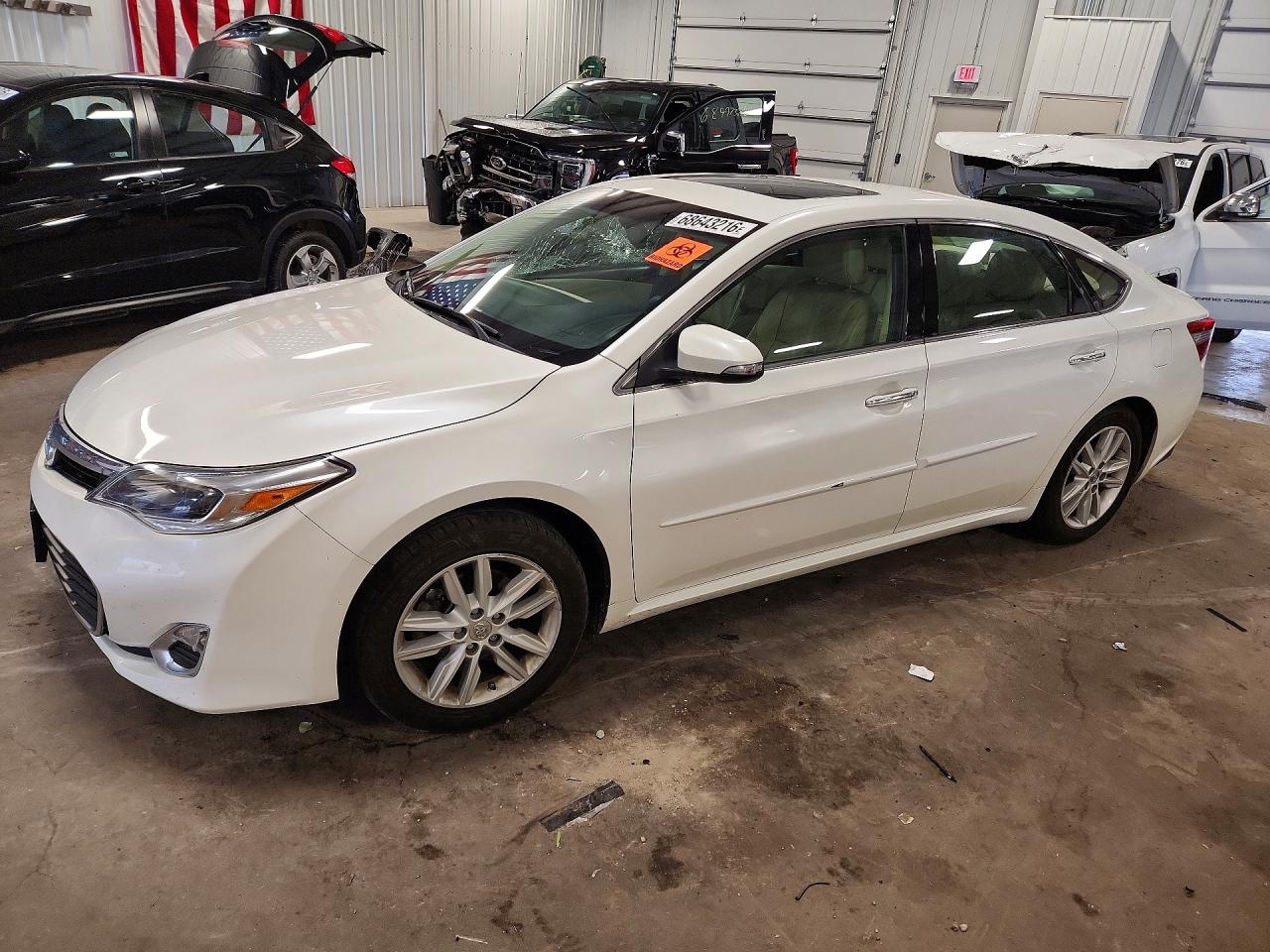 2014 TOYOTA AVALON XLE PREMIUM | 4T1BK1EB5EU123517 | UPCARS