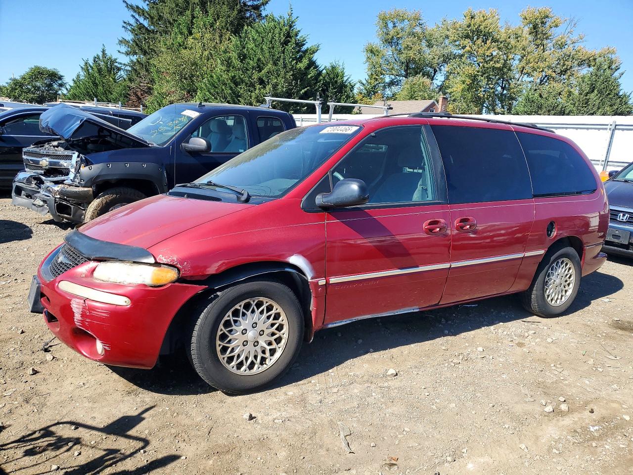 1998 CHRYSLER MINIVAN LX | 1C4GP54L0WB768540 | UPCARS