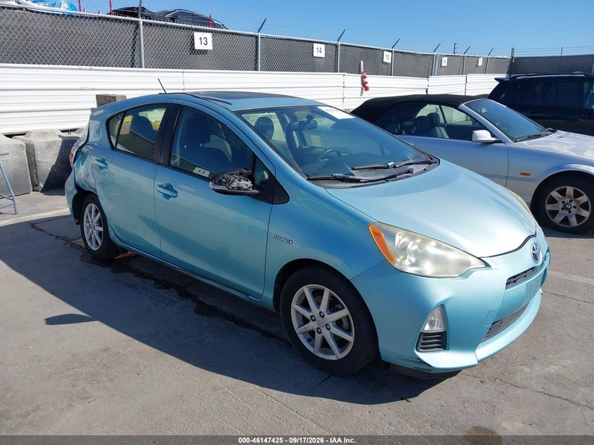2013 TOYOTA PRIUS C THREE | JTDKDTB30D1046112 | UPCARS