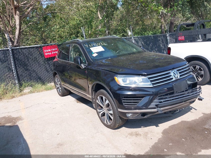 2017 VOLKSWAGEN TOUAREG V6 WOLFSBURG EDITION | WVGRF7BP3HD003922 | UPCARS