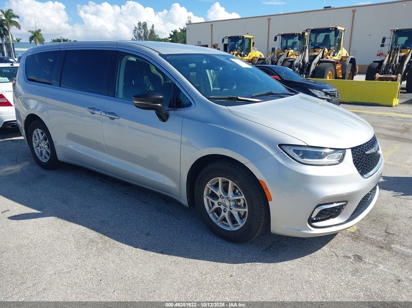 2024 CHRYSLER PACIFICA TOURING L | 2C4RC1BG3RR162870 | UPCARS