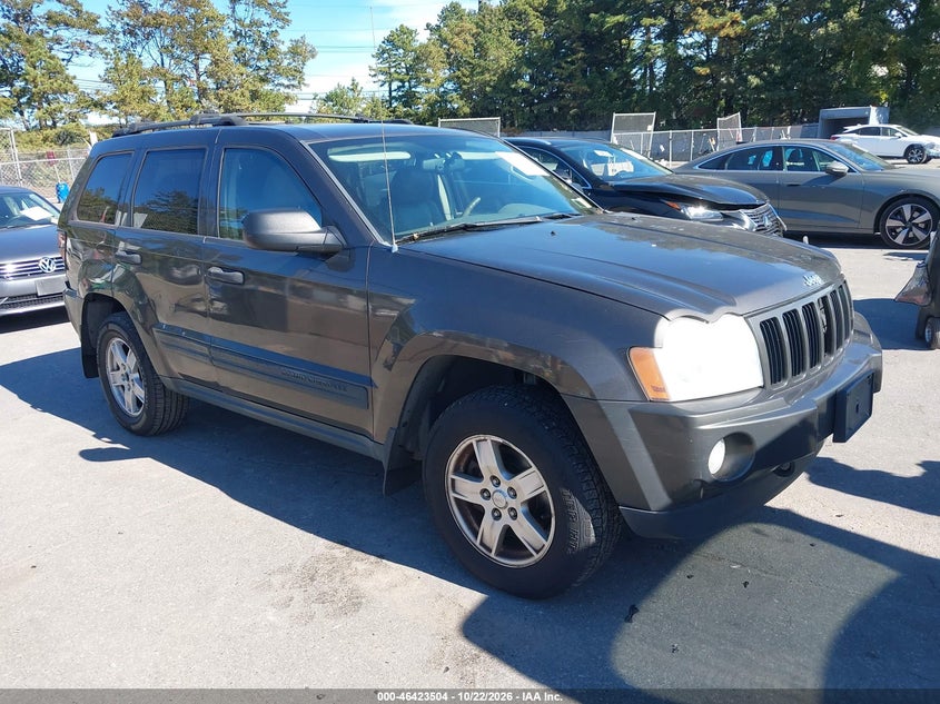 2005 JEEP GRAND CHEROKEE LAREDO | 1J4HR48N55C716361 | UPCARS
