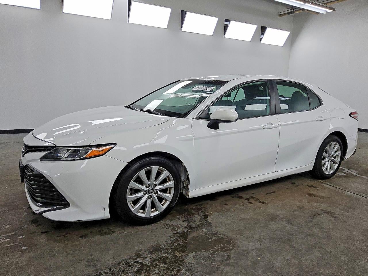 2019 TOYOTA CAMRY LE | 4T1B11HK1KU256950 | UPCARS