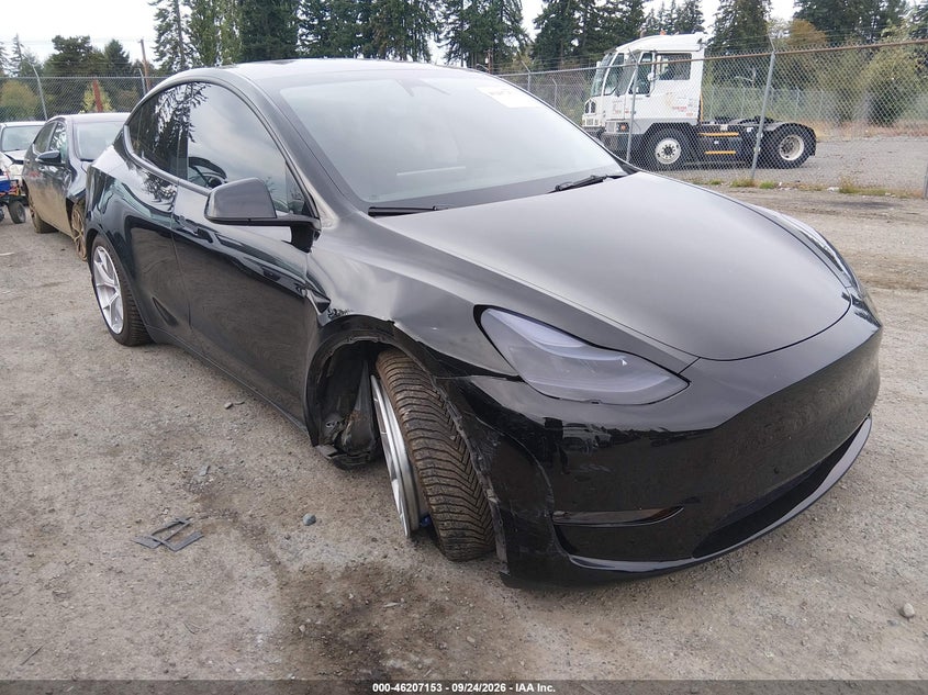 2024 TESLA MODEL Y PERFORMANCE DUAL MOTOR ALL-WHEEL DRIVE | 7SAYGDEF6RF053337 | UPCARS