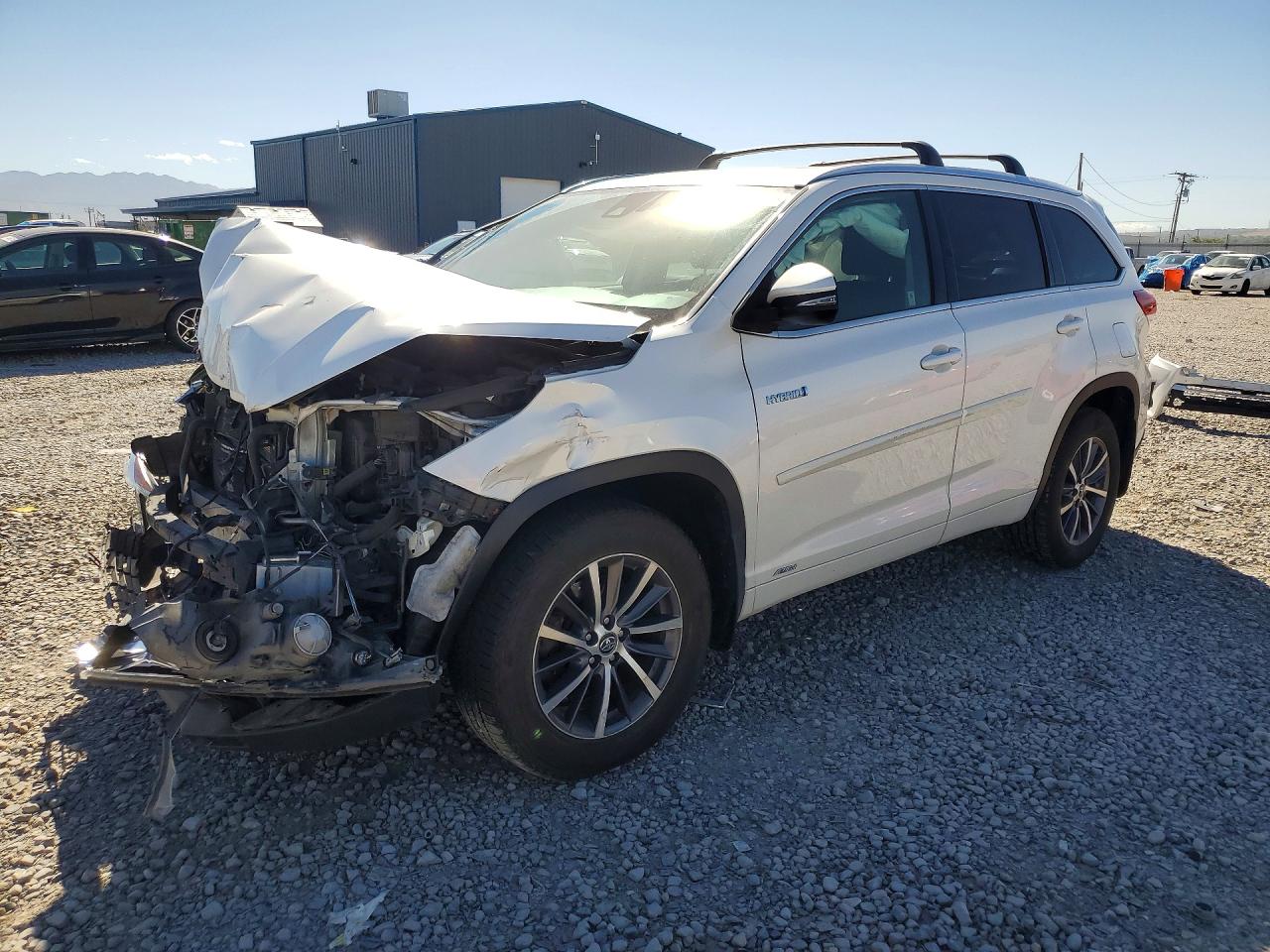 2017 TOYOTA HIGHLANDER XLE | 5TDJGRFH3HS036579 | UPCARS