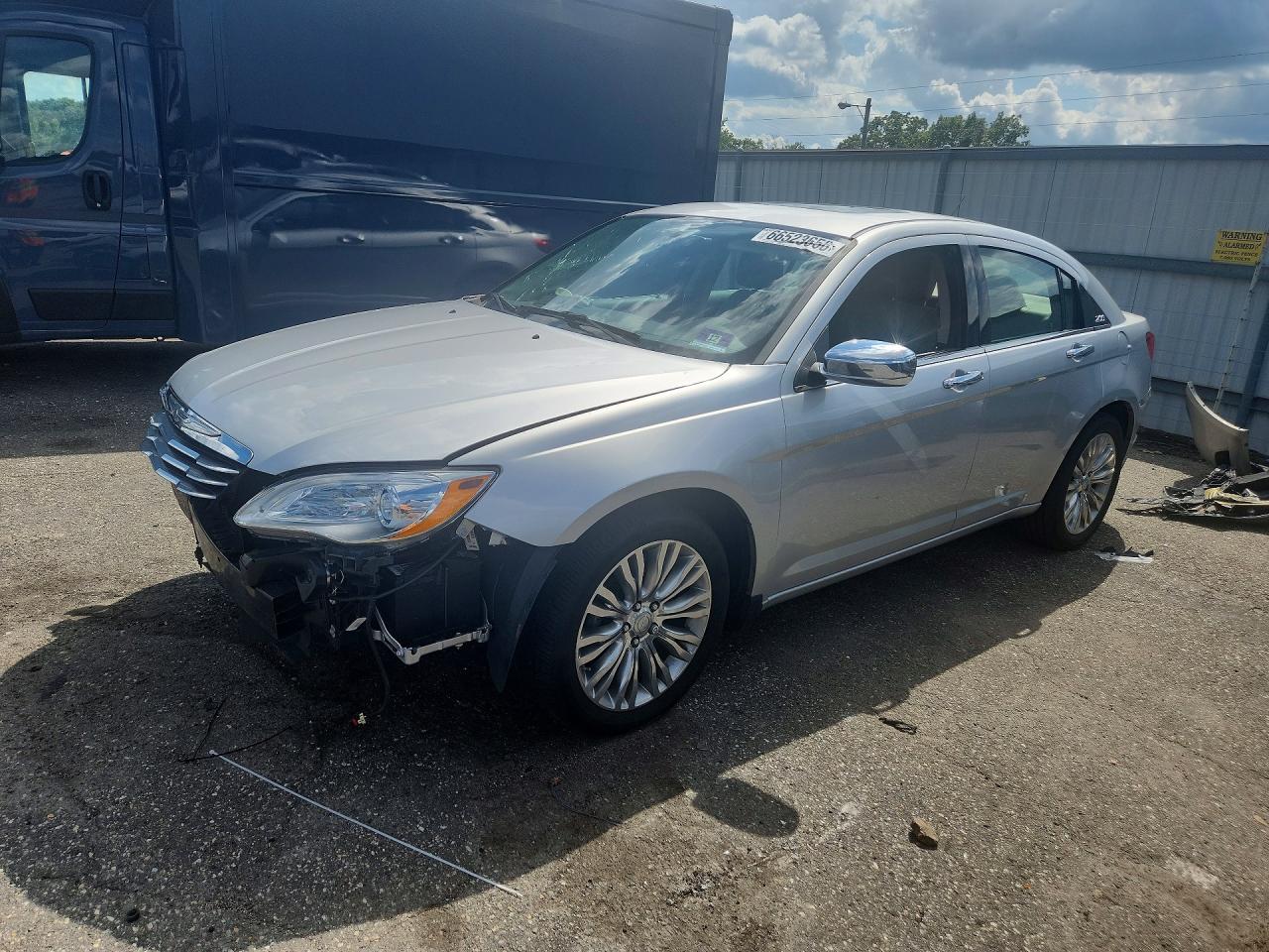 2012 CHRYSLER 200 LIMITED | 1C3CCBCG8CN164777 | UPCARS