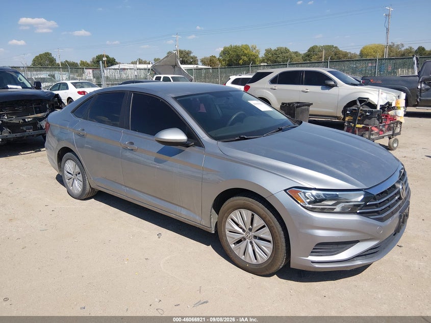 2019 VOLKSWAGEN JETTA 1.4T R-LINE/1.4T S/1.4T SE | 3VWC57BU8KM175794 | UPCARS