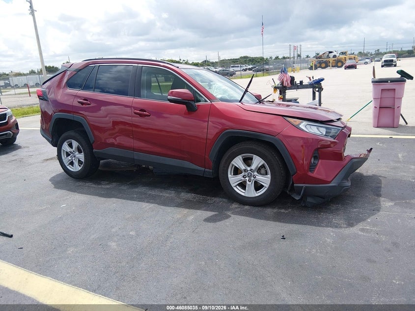 2019 TOYOTA RAV4 XLE | 2T3W1RFV6KW011940 | UPCARS