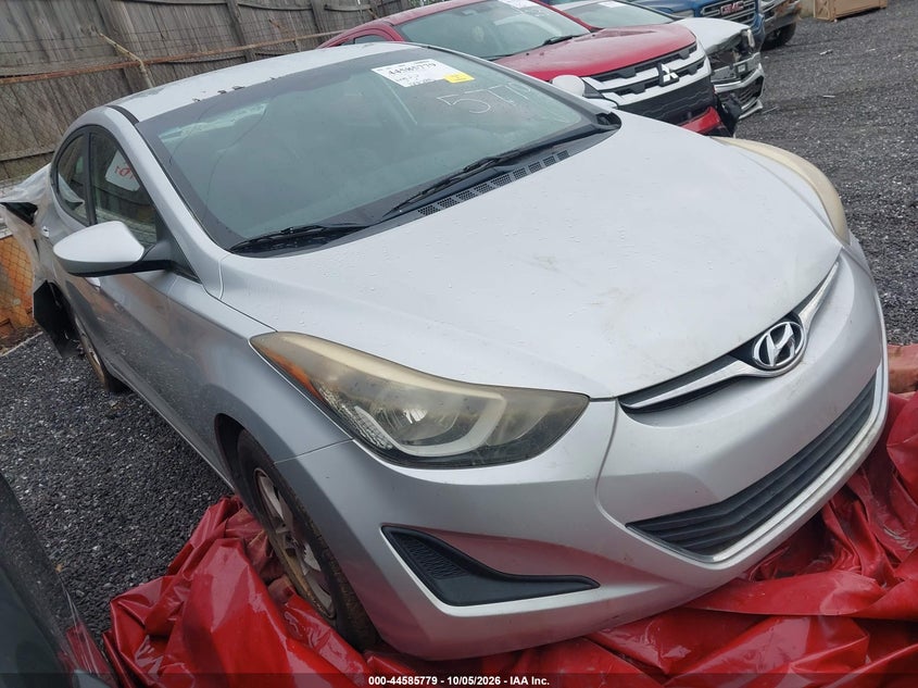 2015 HYUNDAI ELANTRA SE | 5NPDH4AE8FH581447 | UPCARS