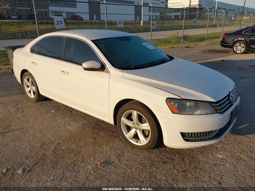 2014 VOLKSWAGEN PASSAT 1.8T SE | 1VWBS7A31EC115617 | UPCARS