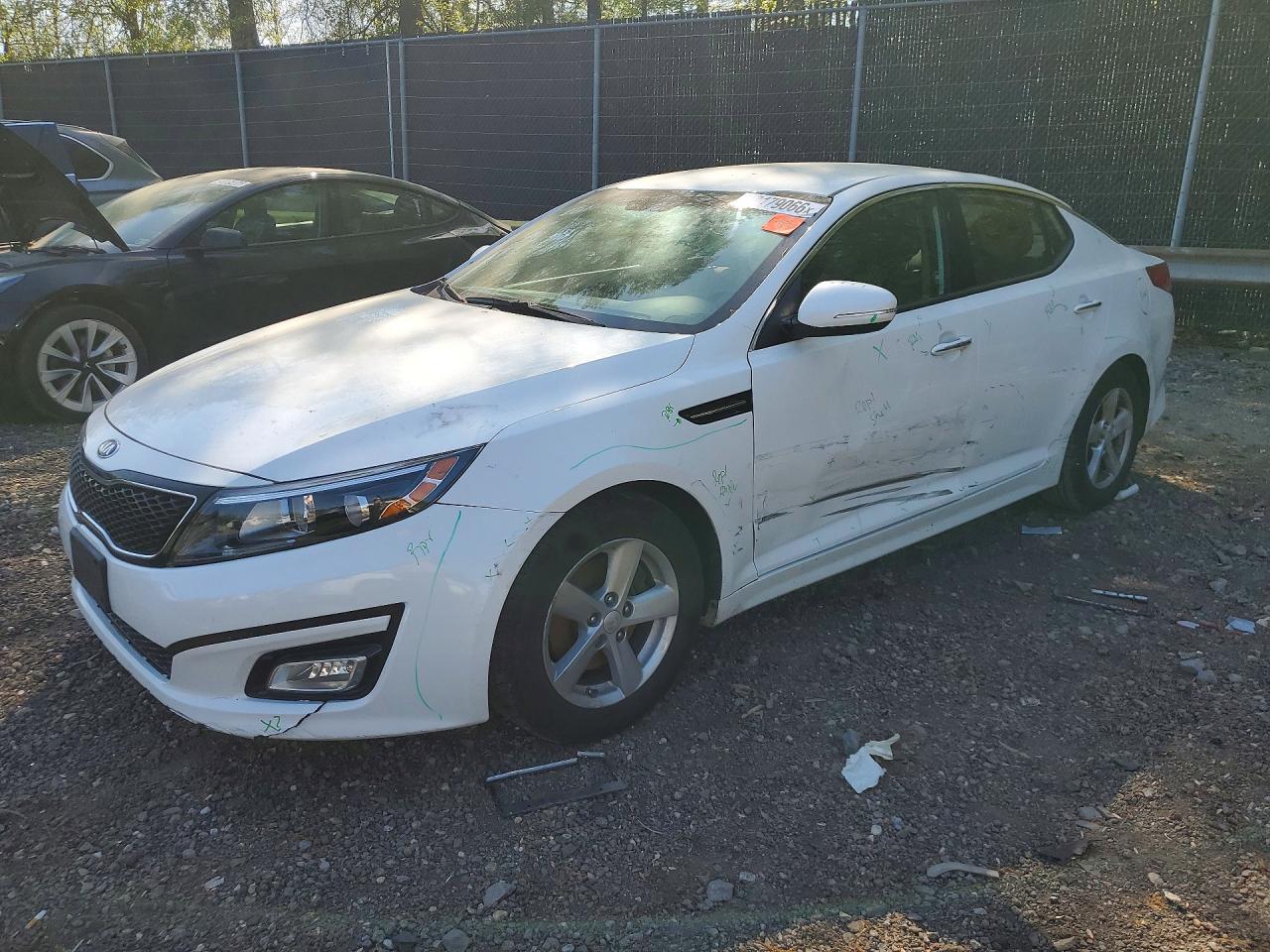 2015 KIA OPTIMA LX | KNAGM4A75F5628084 | UPCARS