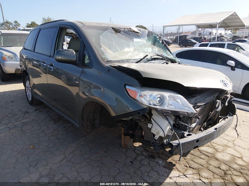 2013 TOYOTA SIENNA XLE V6 8 PASSENGER | 5TDYK3DC2DS403659 | UPCARS